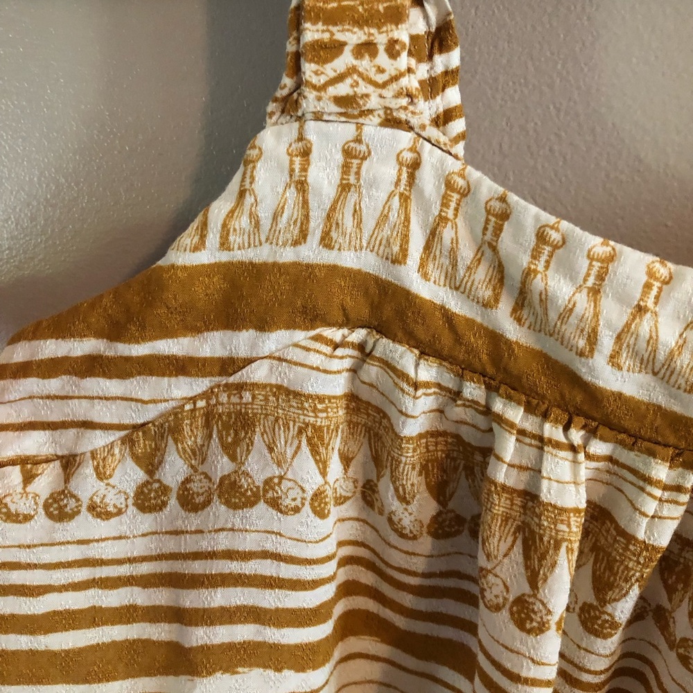 $3❤️Bundled Jane and Delancey Tank - Picture 3 of 5